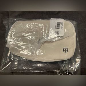 NWT Lululemon Everywhere Belt Bag